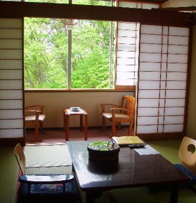 草津温泉 桐島屋旅館 部屋 写真